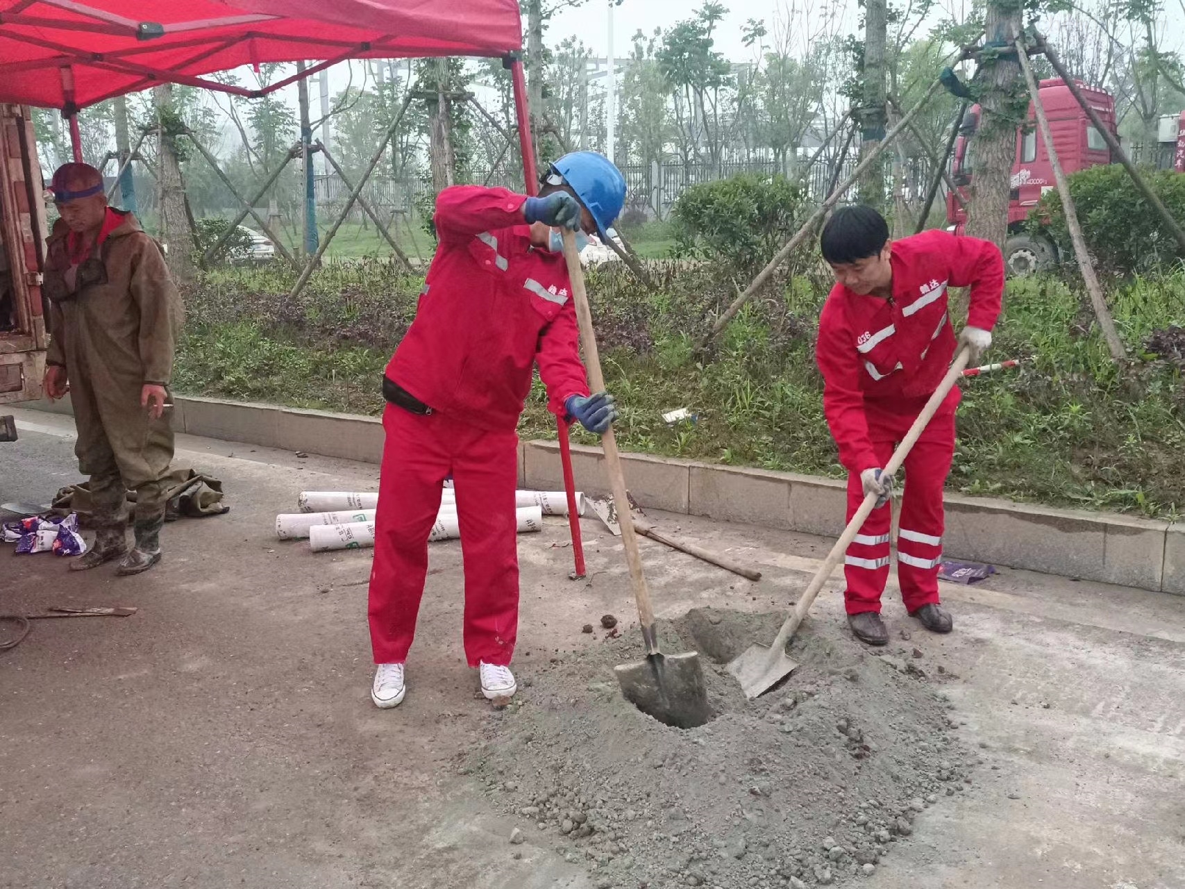 宝山管道疏通哪家好】及时进行市政管道清淤